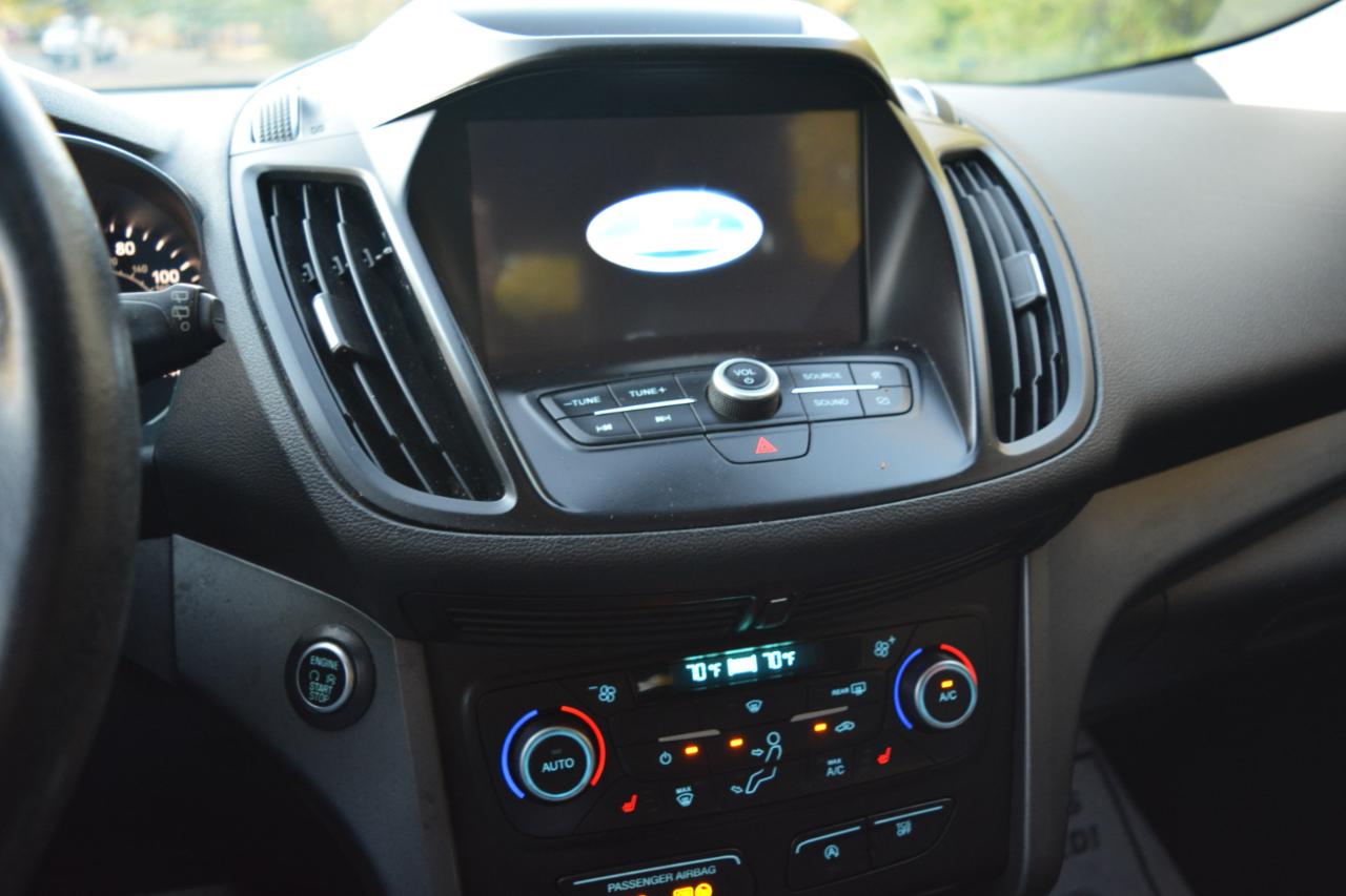 Ford Escape SEL FWD 2019