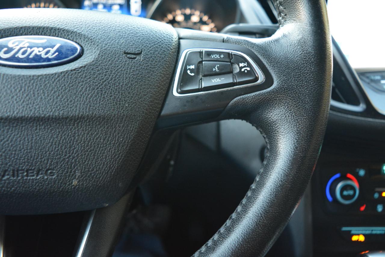 Ford Escape SEL FWD 2019