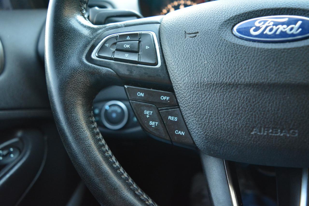 Ford Escape SEL FWD 2019