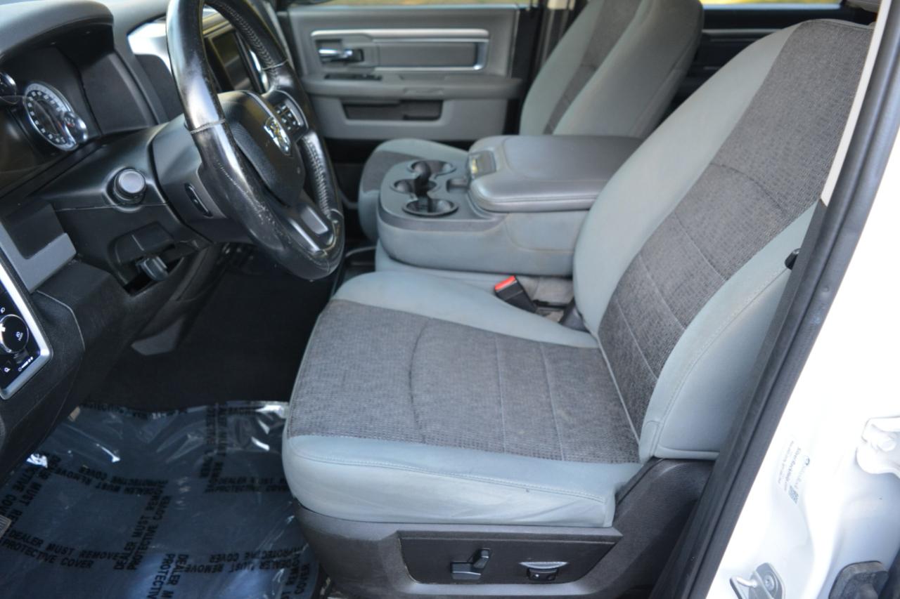 RAM 1500 Classic Big Horn 4x2 Crew Cab 5'7" Box 2019