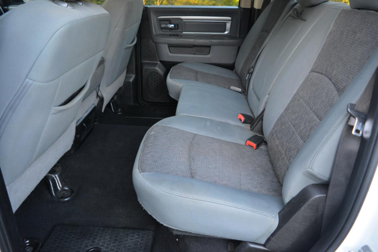 RAM 1500 Classic Big Horn 4x2 Crew Cab 5'7" Box 2019