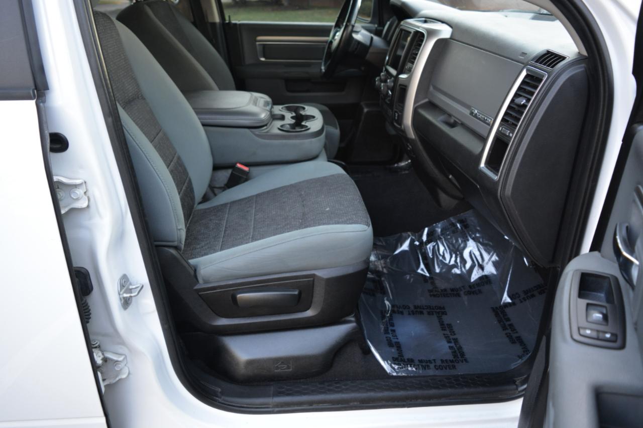 RAM 1500 Classic Big Horn 4x2 Crew Cab 5'7" Box 2019