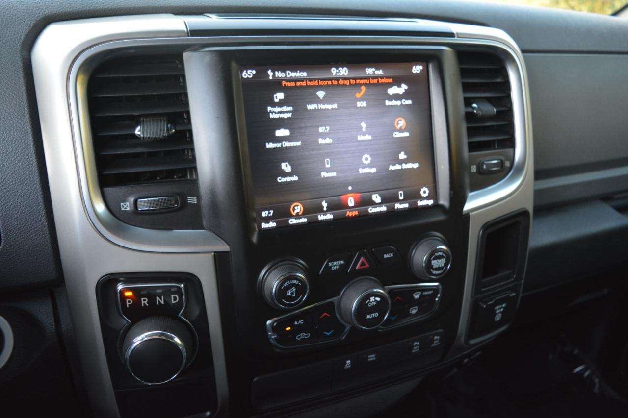 RAM 1500 Classic Big Horn 4x2 Crew Cab 5'7" Box 2019