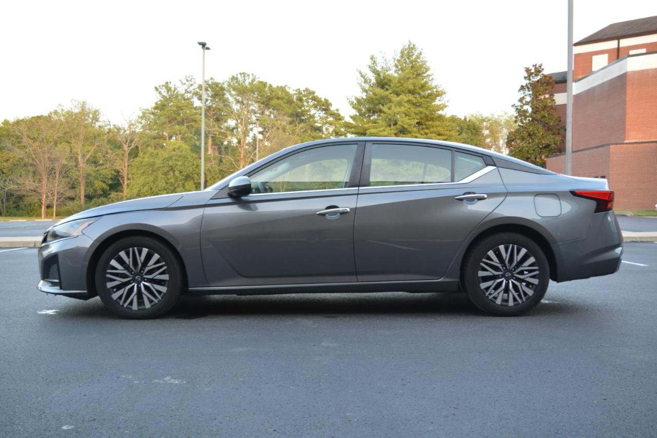 Nissan Altima 2.5 SV 2023