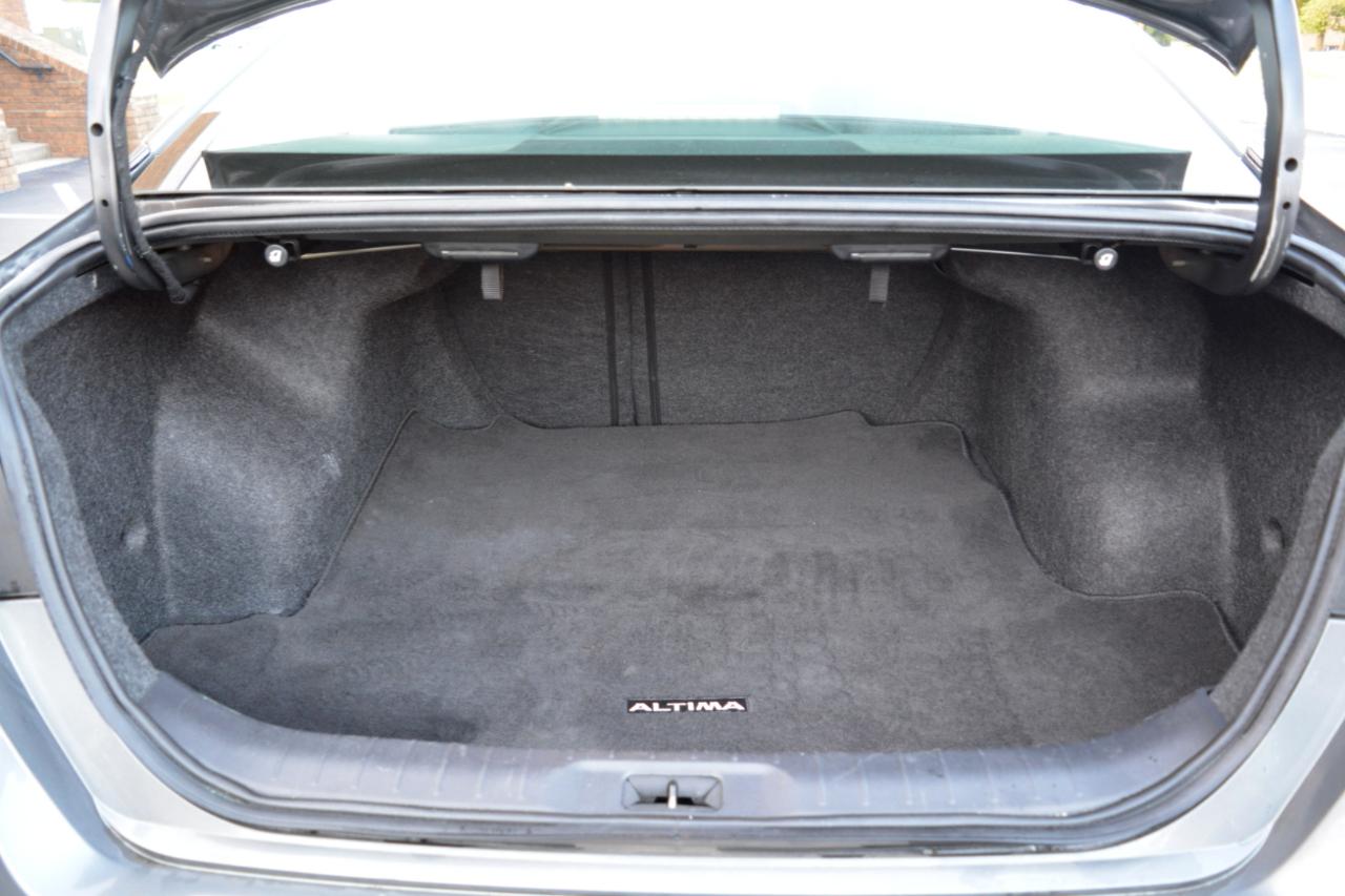 Nissan Altima 2.5 SV 2023