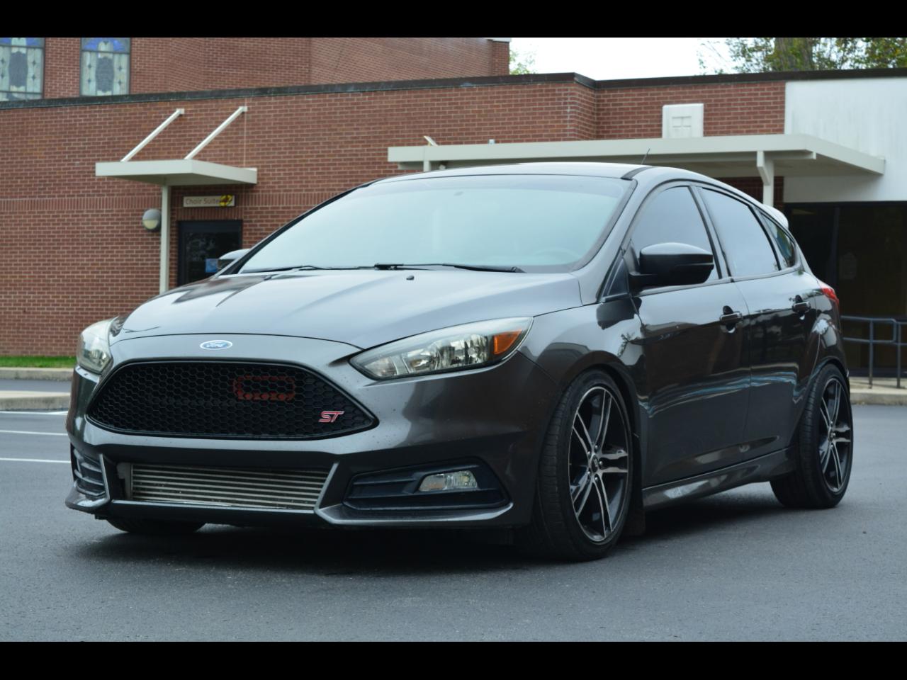 Ford Focus ST Hatch 2016