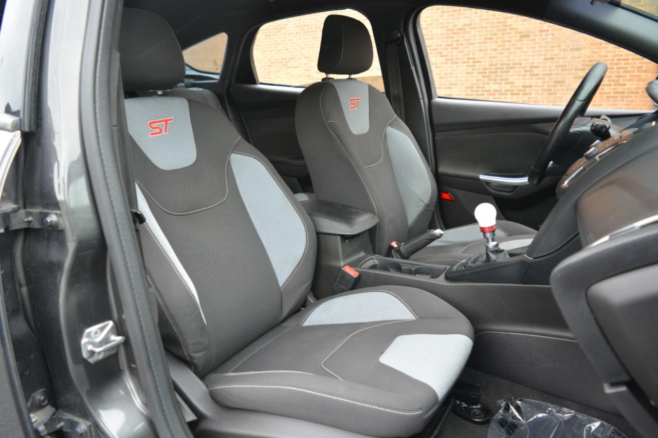 Ford Focus ST Hatch 2016