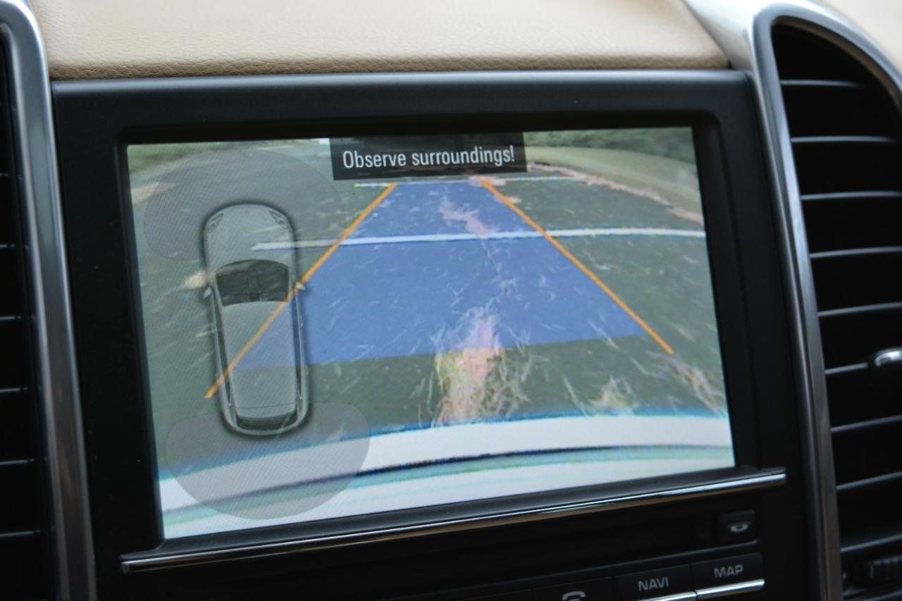 Porsche Cayenne Base 2013