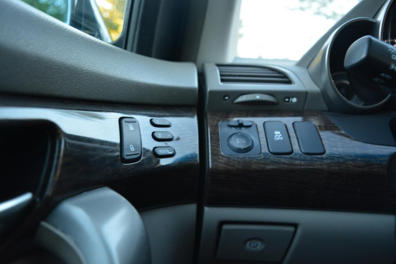Acura MDX 6-Spd AT w/Tech Package 2013