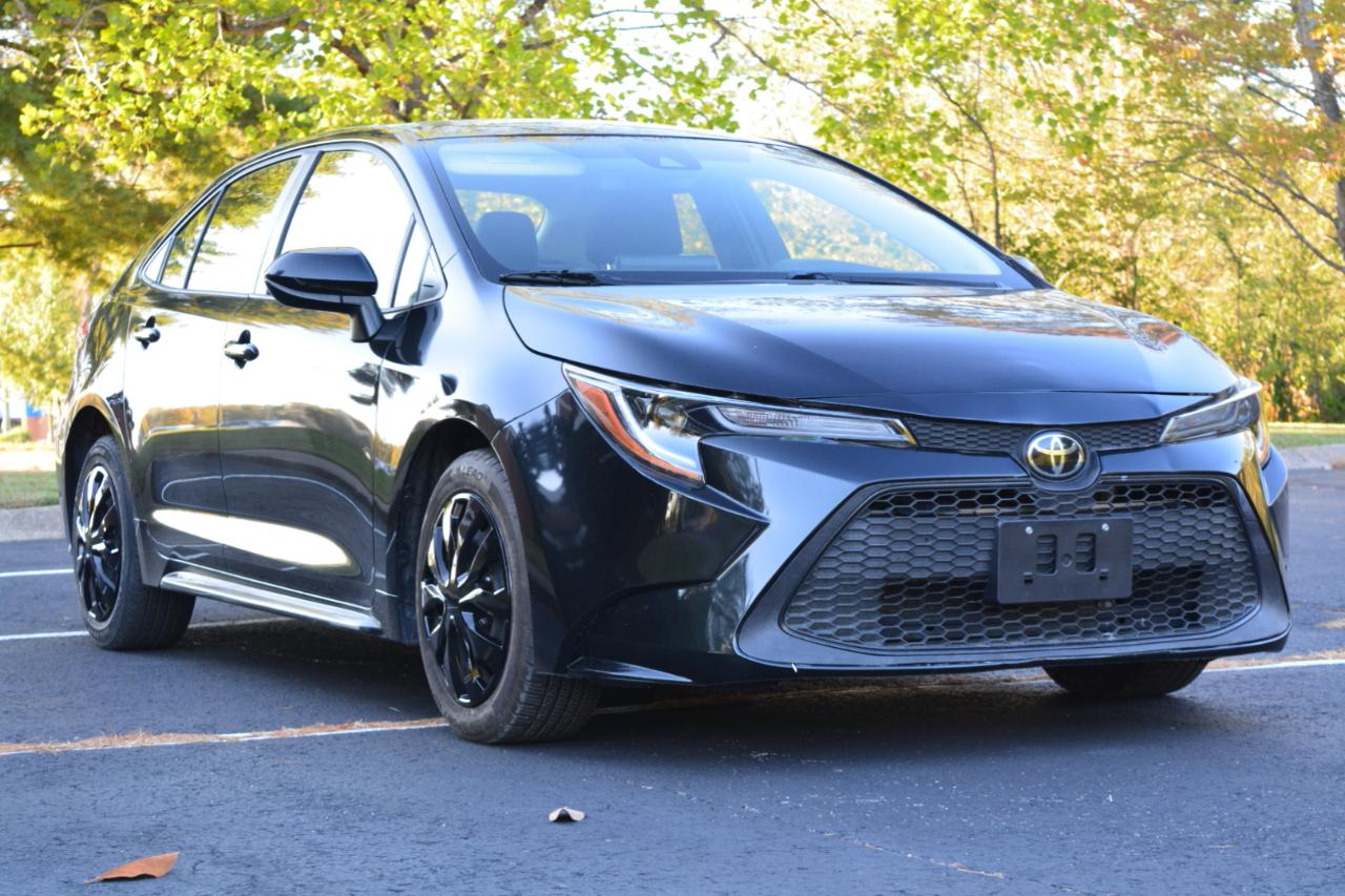 Toyota Corolla LE 2022