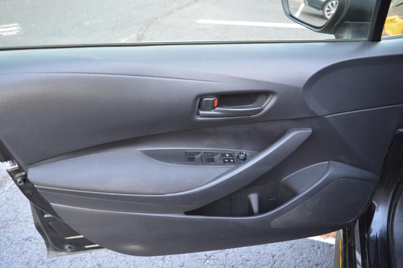 Toyota Corolla LE 2022