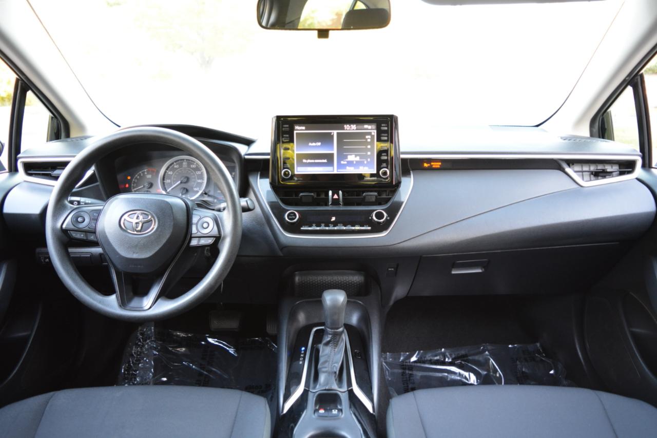 Toyota Corolla LE 2022