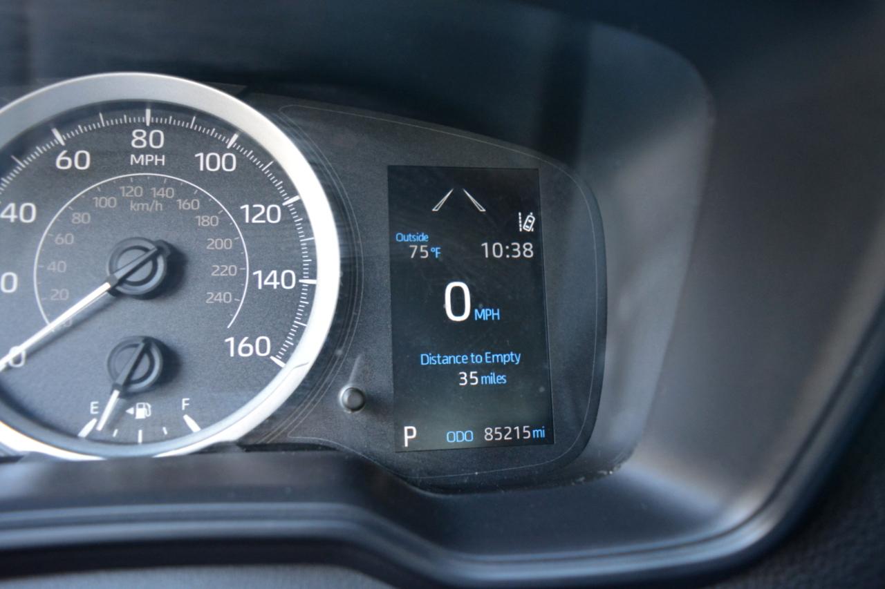 Toyota Corolla LE 2022