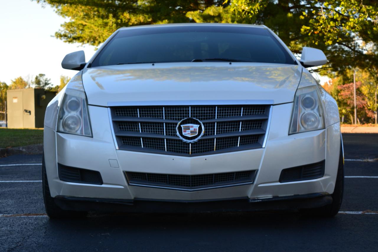 Cadillac CTS Base Coupe 2011