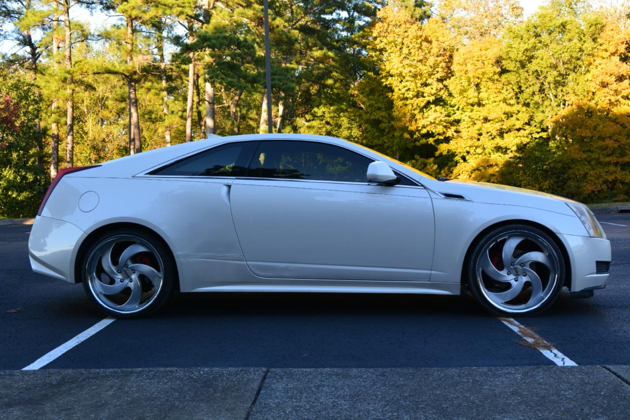 Cadillac CTS Base Coupe 2011