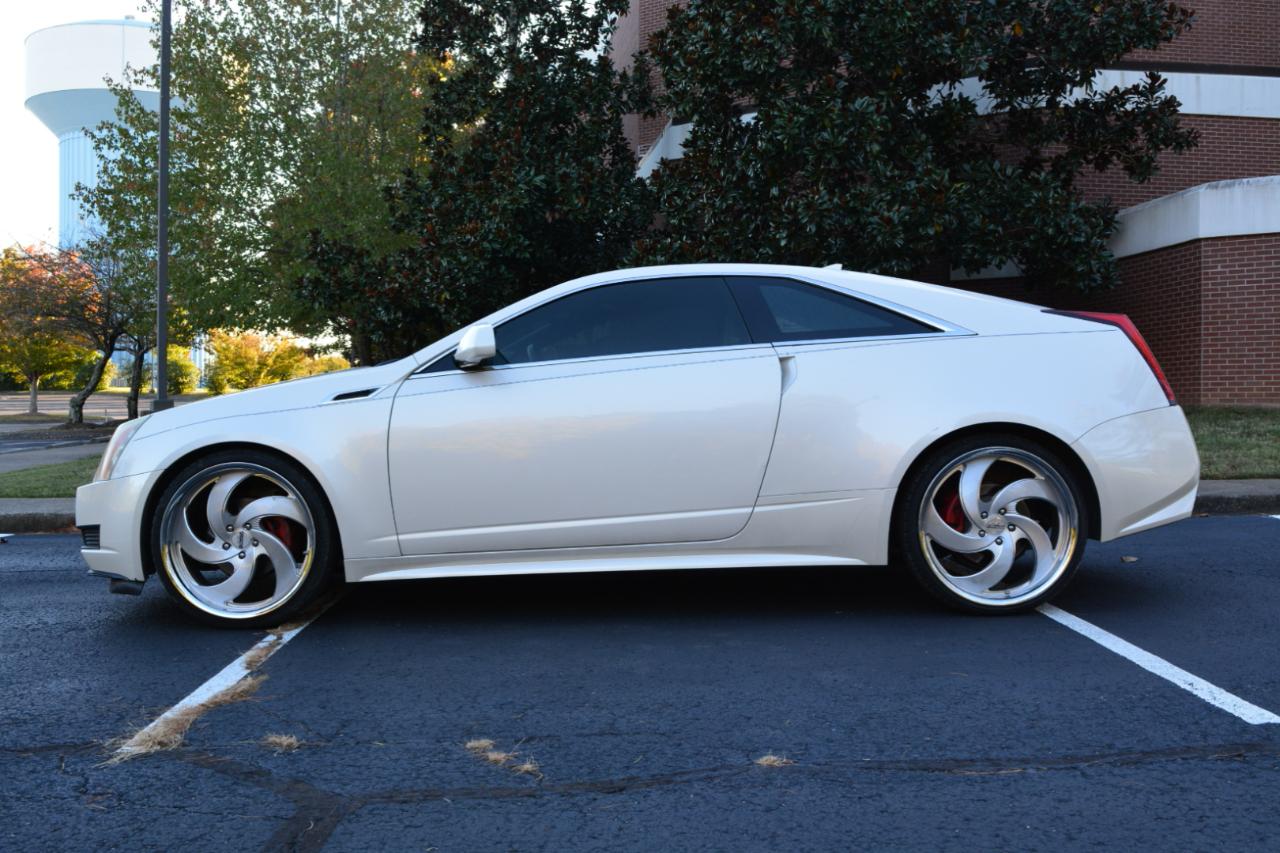 Cadillac CTS Base Coupe 2011