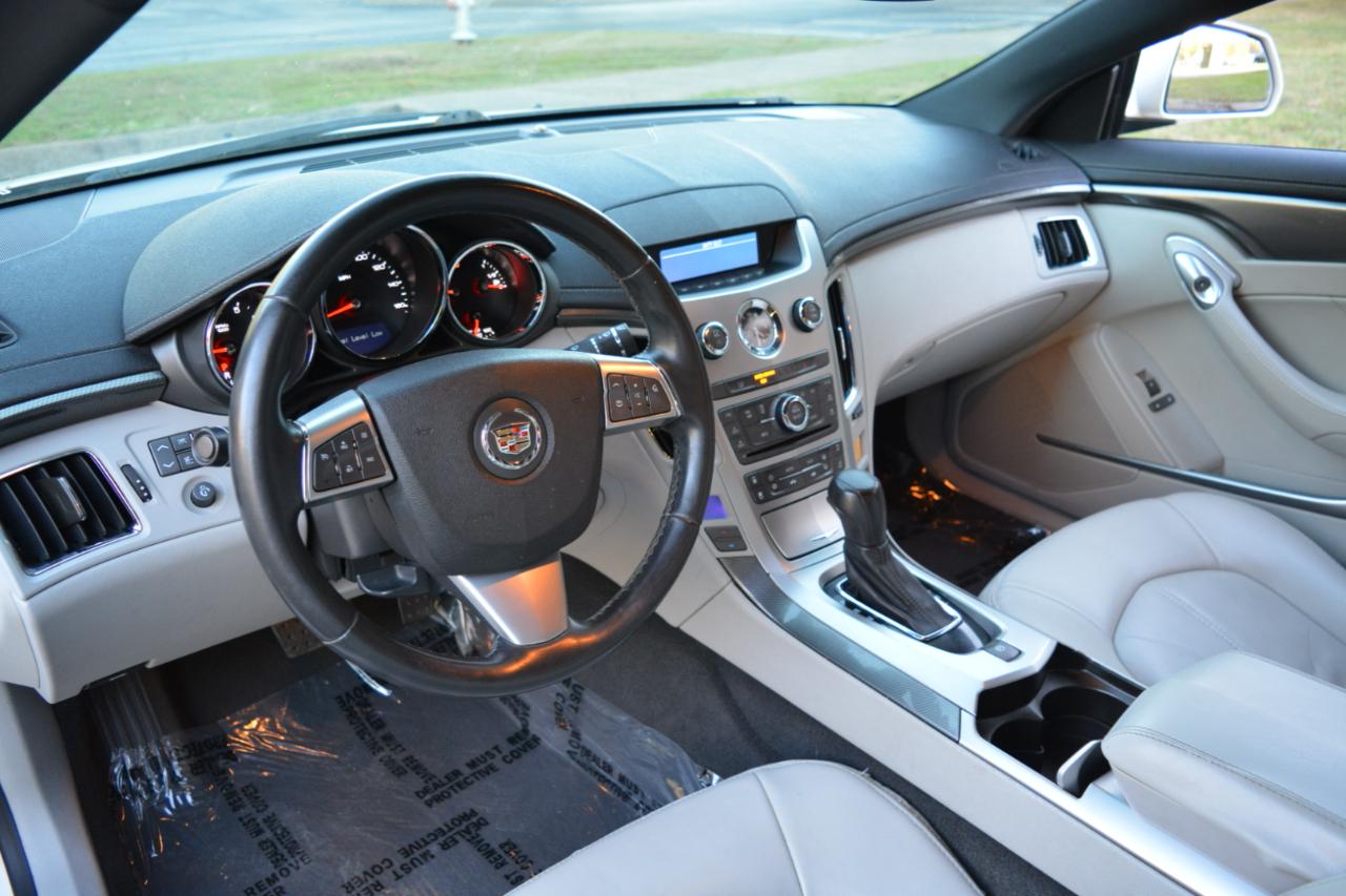 Cadillac CTS Base Coupe 2011