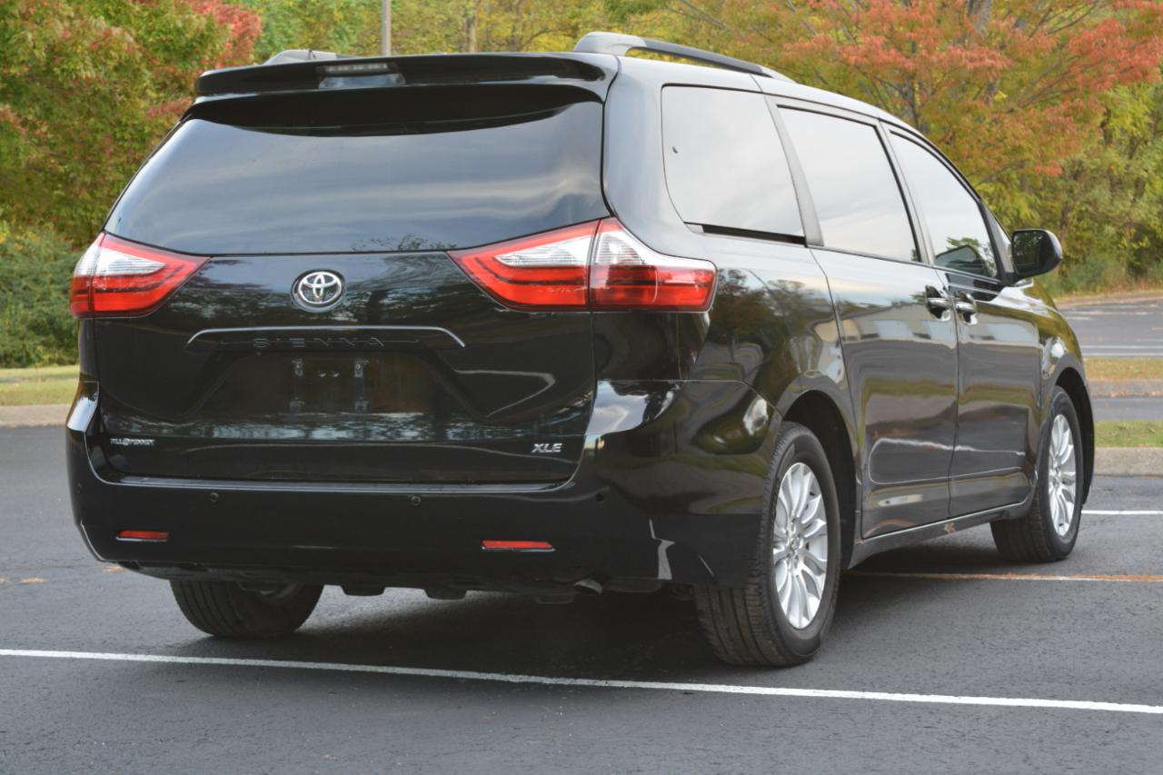 Toyota Sienna XLE FWD 8-Passenger V6 2015