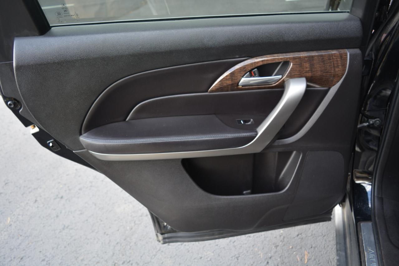 Acura MDX 6-Spd AT w/Tech Package 2013