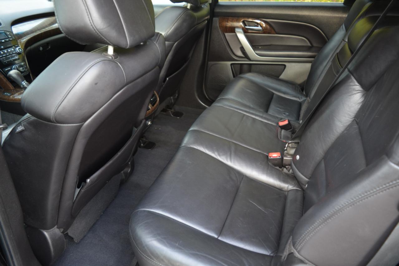 Acura MDX 6-Spd AT w/Tech Package 2013