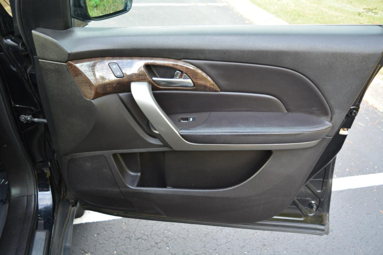 Acura MDX 6-Spd AT w/Tech Package 2013