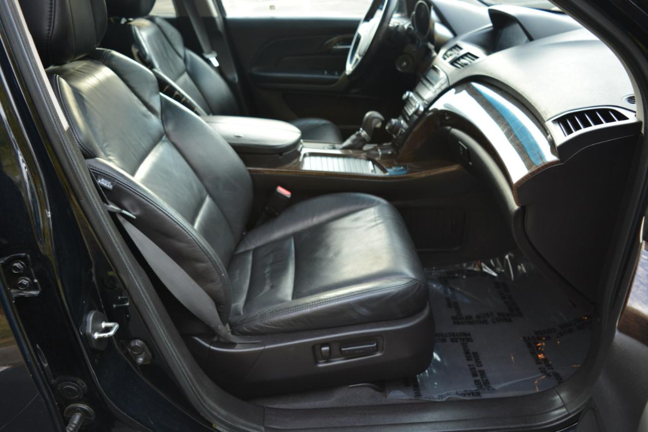 Acura MDX 6-Spd AT w/Tech Package 2013