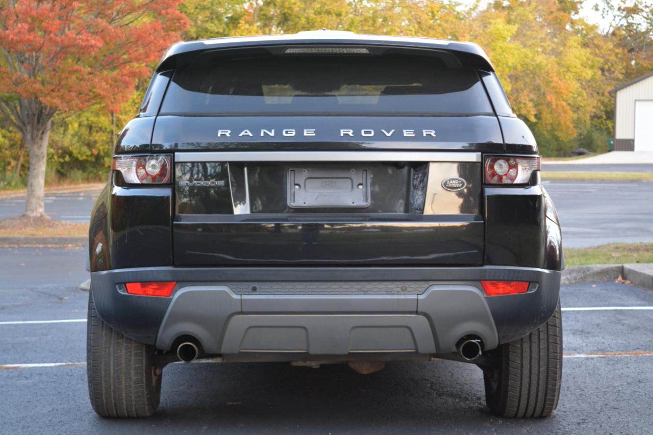 Land Rover Range Rover Evoque Pure Plus 5-Door 2015