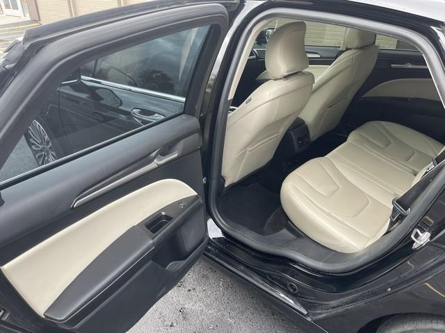 Ford Fusion Hybrid Titanium 2018