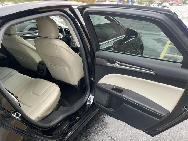 Ford Fusion Hybrid Titanium 2018