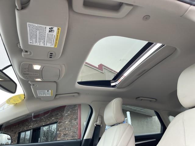 Ford Fusion Hybrid Titanium 2018