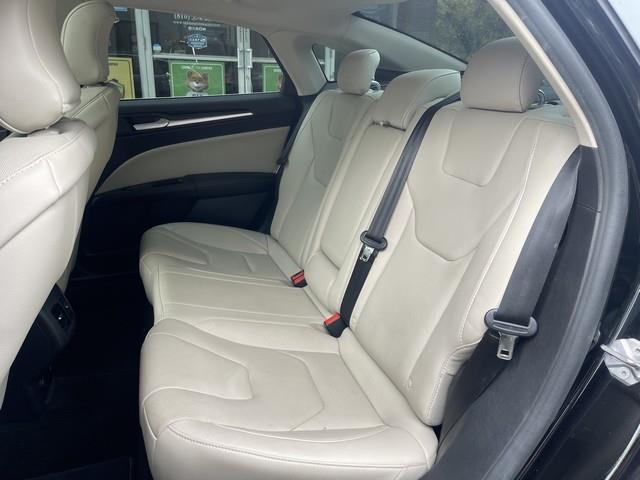 Ford Fusion Hybrid Titanium 2018