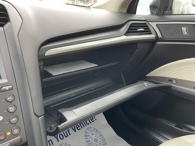 Ford Fusion Hybrid Titanium 2018