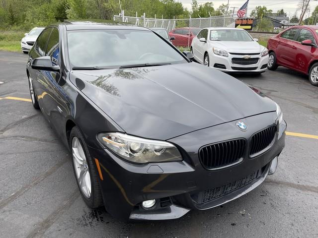 BMW 5-Series 528i xDrive 2015