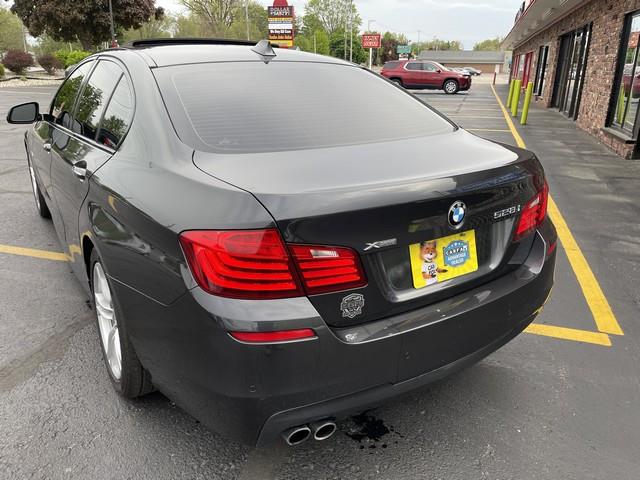 BMW 5-Series 528i xDrive 2015