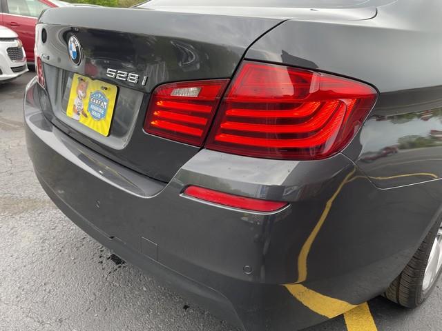 BMW 5-Series 528i xDrive 2015