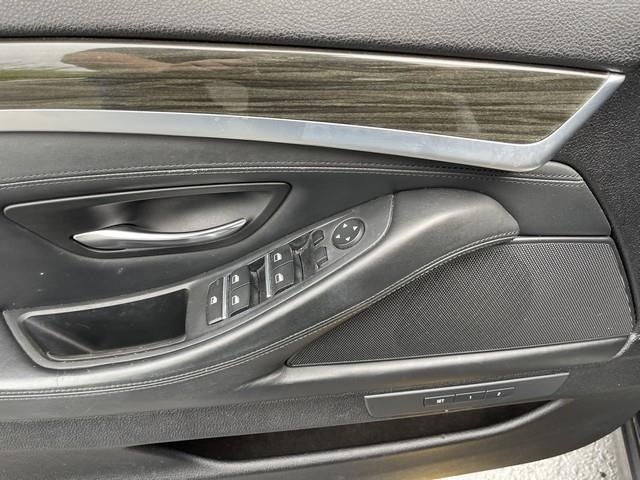 BMW 5-Series 528i xDrive 2015