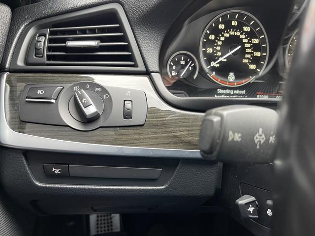 BMW 5-Series 528i xDrive 2015