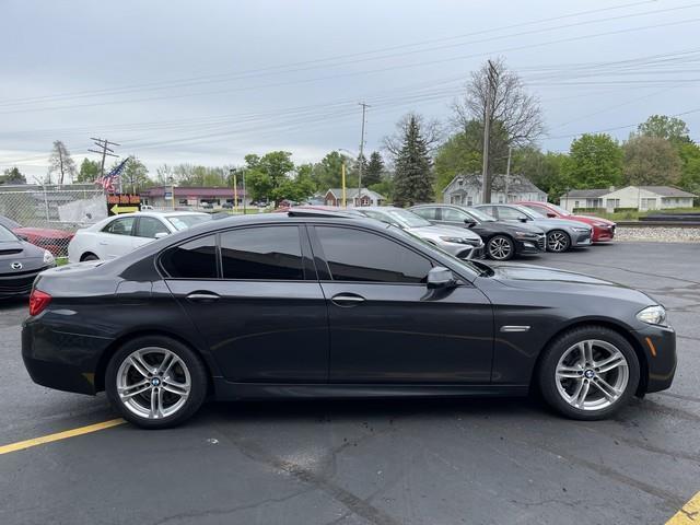 BMW 5-Series 528i xDrive 2015