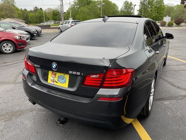 BMW 5-Series 528i xDrive 2015