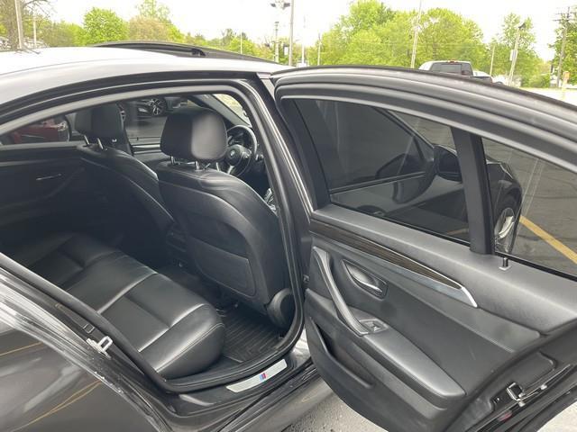 BMW 5-Series 528i xDrive 2015