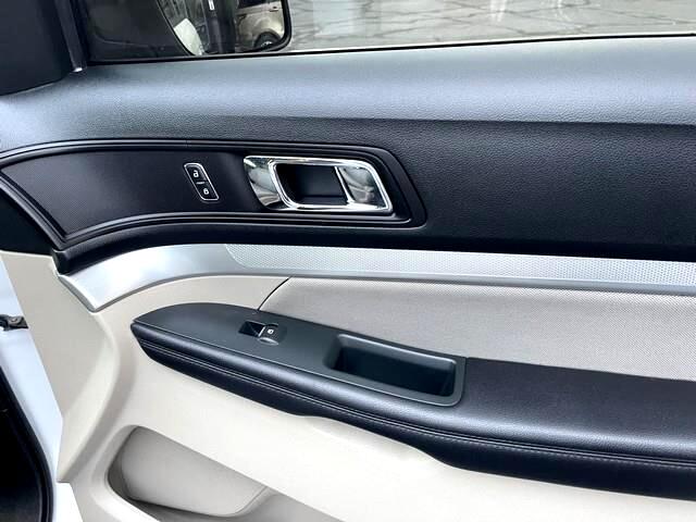 Ford Explorer  2018 Ford Explorer  2018