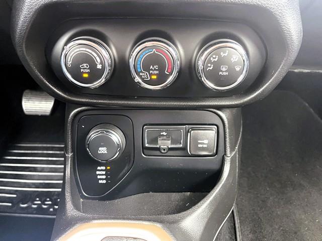 Jeep Renegade Sport 4WD 2016 Jeep Renegade Sport 4WD 2016