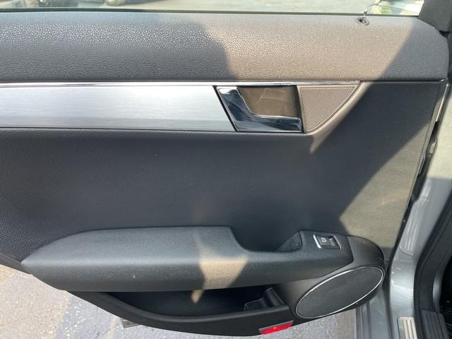 Mercedes-Benz C-Class C300 4MATIC Sport 2008