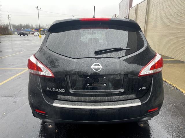 Nissan Murano S AWD 2011