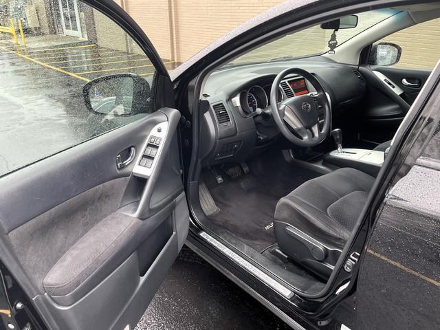 Nissan Murano S AWD 2011