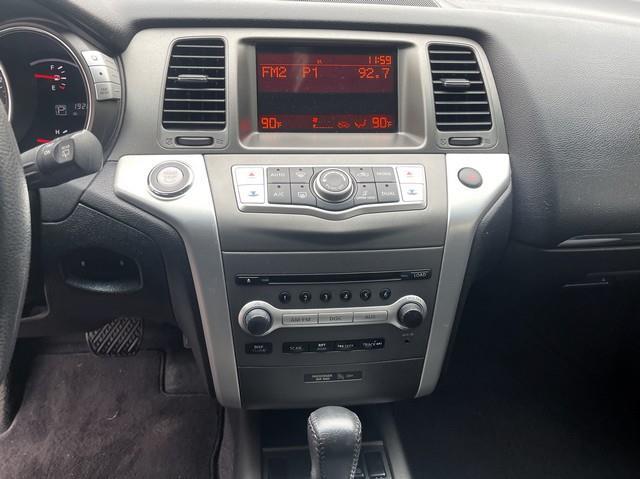 Nissan Murano S AWD 2011