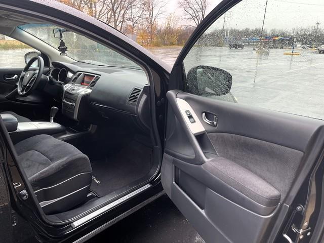 Nissan Murano S AWD 2011