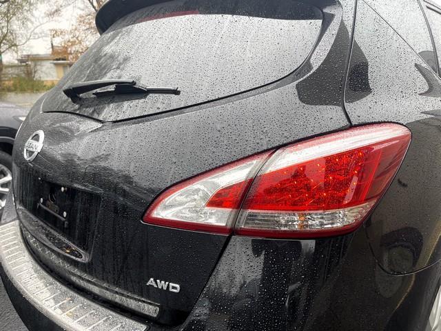 Nissan Murano S AWD 2011