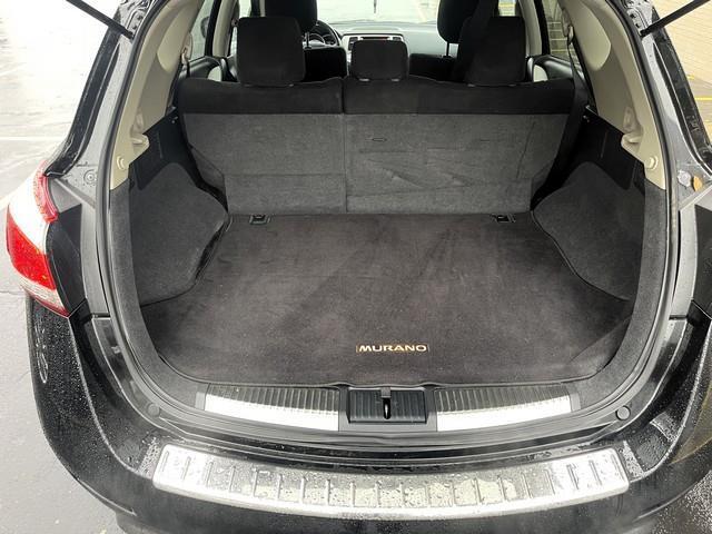 Nissan Murano S AWD 2011