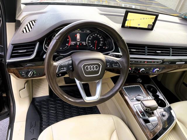 Audi Q7  2017